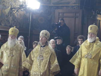 Nice - Dévoilement du buste du Tsarévitch - Benoît KANDEL premier adjoint au Maire de Nice : " Pour mourir, il n'y a pas de bel âge" Nice - Dévoilement du buste du Tsarévitch - Benoît KANDEL premier adjoint au Maire de Nice : " Pour mourir, il n'y a pas de bel âge"