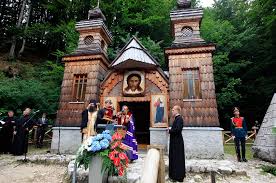 La chapelle russe au col de Vršič en Slovénie