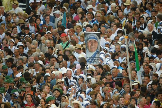 Mère Teresa de Calcutta a été canonisée par le pape François, dimanche 4 septembre, dix-neuf ans après sa mort Mère Teresa de Calcutta a été canonisée par le pape François, dimanche 4 septembre, dix-neuf ans après sa mort