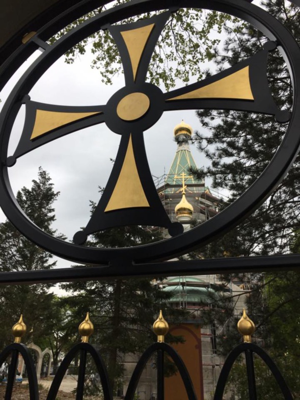 Strasbourg: L’Eglise orthodoxe de Tous les Saints est couronnée de dômes dorés
