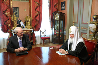 L'ambassadeur des Etats-Unis en Russie compte sur l'Eglise dans le rapprochement des deux pays