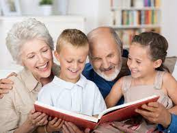Partout dans le monde, la place des grands-parents évolue Partout dans le monde, la place des grands-parents évolue