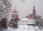 Le premier ministre V. Poutine restitue le monastère Novodevitchi à l'Eglise orthodoxe