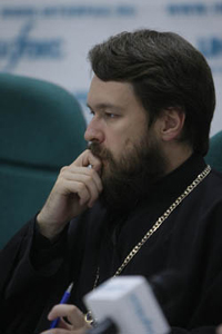LE METROPOLITE HILARION DE VOLOKOLAMSK: "LA REVOLUTION, A COUTE DES MILLIONS DE VIES INNOCENTES A NOTRE PAYS" LE METROPOLITE HILARION DE VOLOKOLAMSK: "LA REVOLUTION, A COUTE DES MILLIONS DE VIES INNOCENTES A NOTRE PAYS"