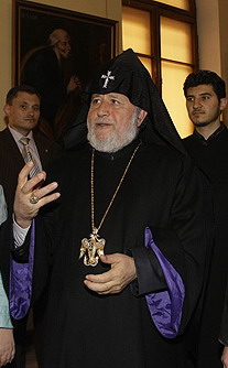 Le Catholicos de tous les Arméniens Garéguine II