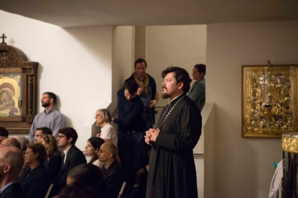 « Les voix de l’unité » futurs prêtres catholiques et orthodoxes chantent pour la reconstruction d'églises en Syrie « Les voix de l’unité » futurs prêtres catholiques et orthodoxes chantent pour la reconstruction d'églises en Syrie
