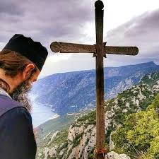 "LE PATRIARCHE BARTHOLOMÉE NE RESPECTE PAS LES CANONS SACRÉS" : 12 STARTSY ATHONITES S'ADRESSENT À LA SAINTE COMMUNAUTÉ POUR DÉFENDRE L'ÉGLISE CANONIQUE UKRAINIENNE "LE PATRIARCHE BARTHOLOMÉE NE RESPECTE PAS LES CANONS SACRÉS" : 12 STARTSY ATHONITES S'ADRESSENT À LA SAINTE COMMUNAUTÉ POUR DÉFENDRE L'ÉGLISE CANONIQUE UKRAINIENNE