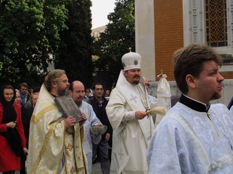  Nice: Mgr Nestor, évêque de Chersonèse, célèbre la fête de la Théophanie à l'église russe Saint-Nicolas de Nice