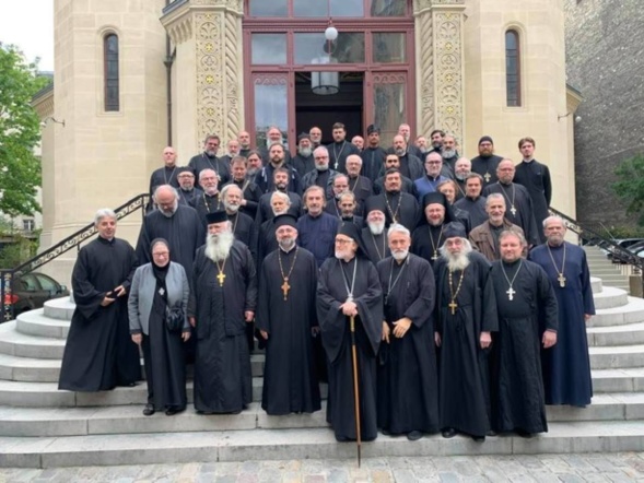 La majorité des clercs de l'Archevêché ont rejoint l'Eglise orthodoxe russe