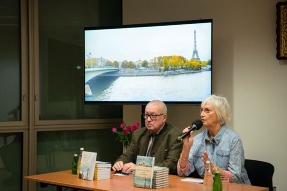 La présentation du livre de Xénia Krivochéine « Des bulbes d’or dans le ciel de Paris »