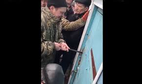 Les schismatiques ukrainiens se sont encore emparés d’une église dans l’est du pays. Les schismatiques ukrainiens se sont encore emparés d’une église dans l’est du pays.