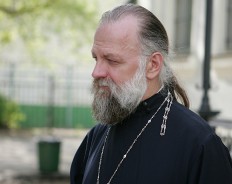 L’archiprêtre Victor Potapov : « L’Eglise doit exiger soit leur libération ou une soit une peine clémente »