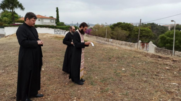 L’exarque du patriarche de Moscou en Europe occidentale a consacré le terrain où sera construit la première église orthodoxe au Portugal.