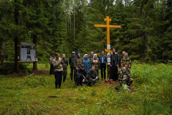 Sur le site du camp Vozhegodsky, un Crucifix a été installé