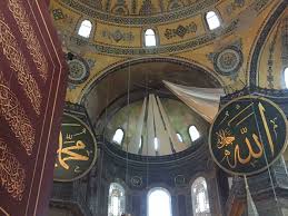 Moscou reconnaît le droit de la Turquie de déterminer le statut de Sainte-Sophie Moscou reconnaît le droit de la Turquie de déterminer le statut de Sainte-Sophie