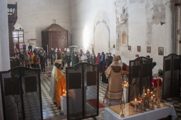 UN ANCIEN TEMPLE ESPAGNOL DE GRENADE A ÉTÉ DEFINITIVEMENT  TRANSFÉRÉ À  LA COMMUNAUTÉ ORTHODOXE RUSSE