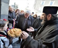 La première sainte liturgie dans l’église orthodoxe Saint Nicolas de Clermont‑Ferrand