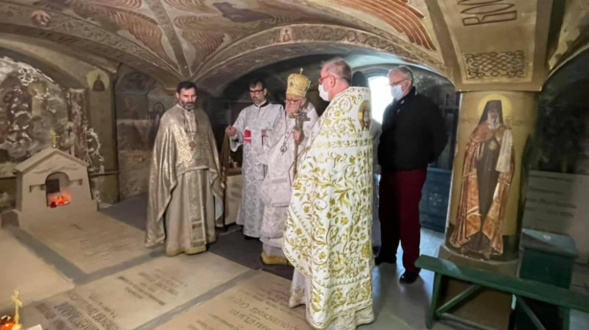 Appel aux dons pour la restauration de la crypte de l’église du cimetière russe de Saint-Geneviève-des-Bois Appel aux dons pour la restauration de la crypte de l’église du cimetière russe de Saint-Geneviève-des-Bois