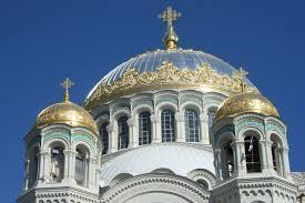 Le patriarche Cyrille consacre la cathédrale de la flotte à Kronstadt