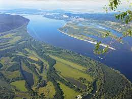 Des rives de la Volga aux rivages de la mer Jaune Des rives de la Volga aux rivages de la mer Jaune