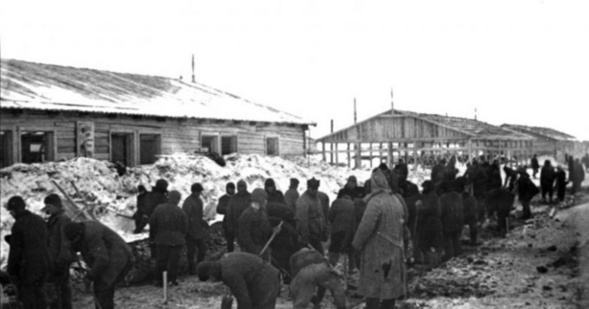 La célébration de Pâques par une église clandestine dans le camp de Solovki en 1929