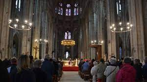 Le chœur du Séminaire orthodoxe russe "Ensemble Magnum Mysterium" a chanté à la cathédrale de Bourges Le chœur du Séminaire orthodoxe russe "Ensemble Magnum Mysterium" a chanté à la cathédrale de Bourges