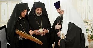 Rencontre de Sa Sainteté le Patriarche Cyrille avec une délégation du Patriarcat de Constantinople