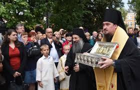 Orthodoxes et Catholiques de Pologne reçoivent ensemble la main de Marie-Madeleine