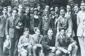 NICOLAS ROSS : Le KIR ‒ Cercle d'étude de la Russie (1931-1936). La jeune génération de l'émigration russe en recherche spirituelle NICOLAS ROSS : Le KIR ‒ Cercle d'étude de la Russie (1931-1936). La jeune génération de l'émigration russe en recherche spirituelle