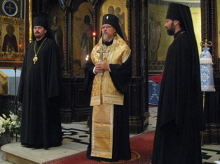 Son Eminence l’Archevêque Job de Telmessos a accueilli à la cathédrale Saint Alexandre de la Neva à Paris Son Eminence l’Archevêque Marc d’Egorevsk Son Eminence l’Archevêque Job de Telmessos a accueilli à la cathédrale Saint Alexandre de la Neva à Paris Son Eminence l’Archevêque Marc d’Egorevsk
