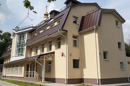 A Moscou, un « Hangar-compassionnel » a été mis en place le 1 décembre 2014 et le projet de foyer pour enfants invalides A Moscou, un « Hangar-compassionnel » a été mis en place le 1 décembre 2014 et le projet de foyer pour enfants invalides