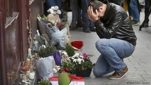 NIKITA KRIVOCHEINE : Après la tragédie parisienne, la population s’efforce de ne pas tomber dans la panique collective.