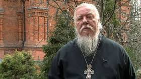 L'archiprêtre Dmitri Smirnov : des bandits comme Staline sont depuis longtemps au fond de l'enfer ; et il est temps pour nous de cesser de les commémorer.