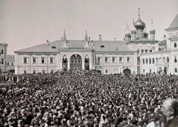 Les fouilles menées au Kremlin de Moscou ont permis de retrouver les fondations du monastère du Miracle du prince des archanges (Tchudov monastyr’)