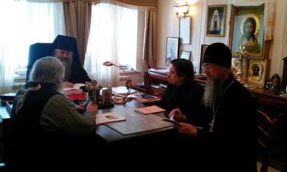 L’orthodoxie, comme la sainte Trinité est une et indivisible L’orthodoxie, comme la sainte Trinité est une et indivisible