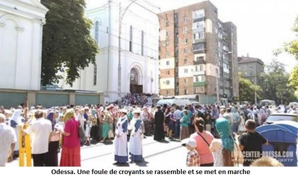 LE PEUPLE UKRAINIEN S’EST MIS EN MARCHE POUR LA PAIX DANS LE SILENCE DES MEDIA LE PEUPLE UKRAINIEN S’EST MIS EN MARCHE POUR LA PAIX DANS LE SILENCE DES MEDIA