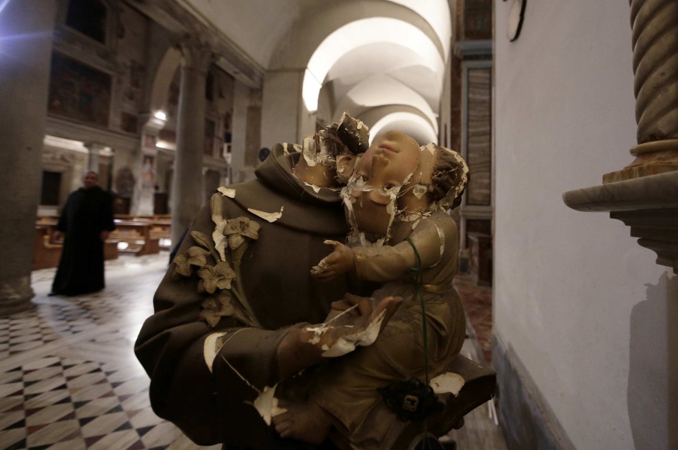 Le Saint-Siège souligne l’augmentation des actes antichrétiens en Europe