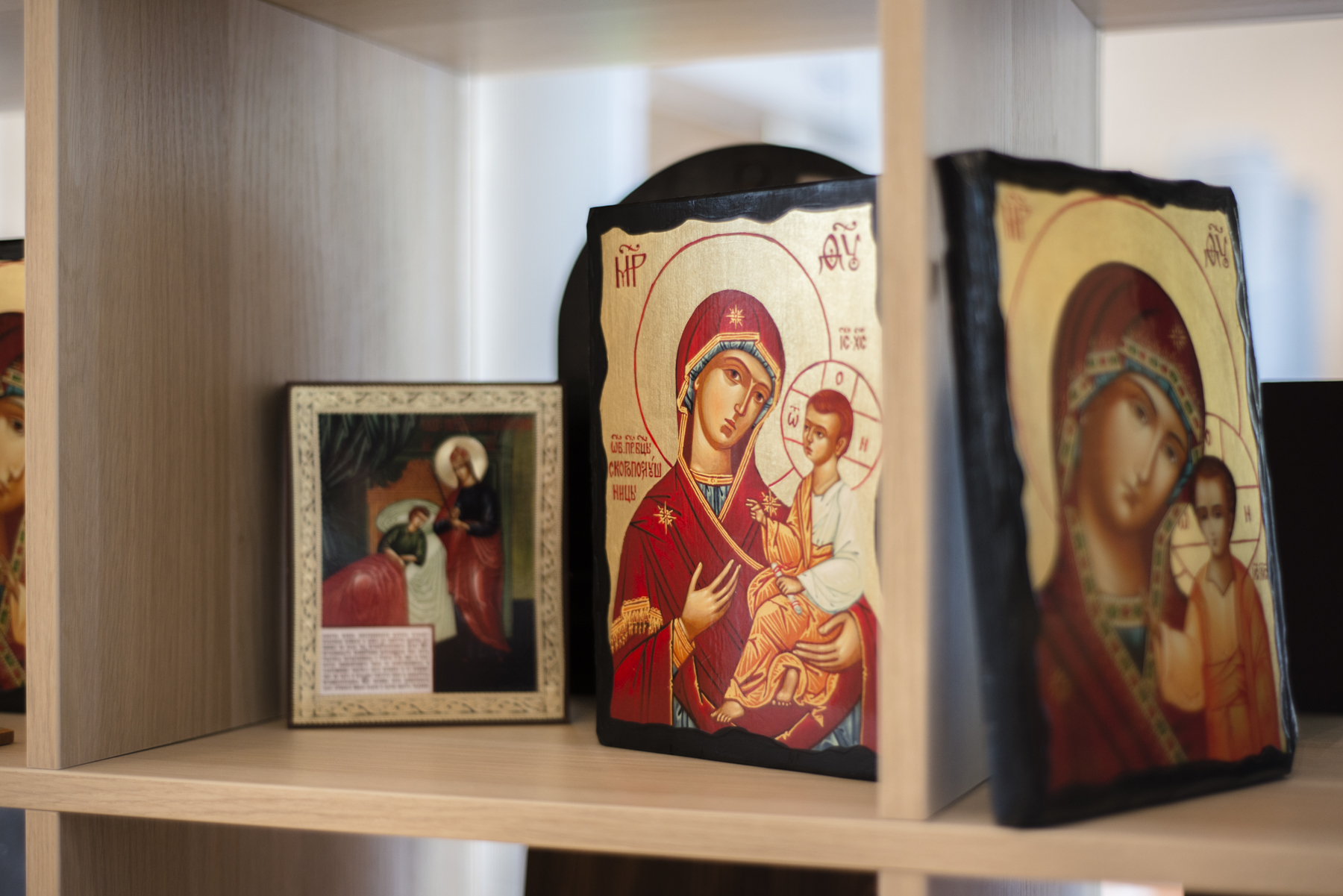 La librairie et la boutique du Centre spirituel  de la Cathédrale orthodoxe russe à Paris 