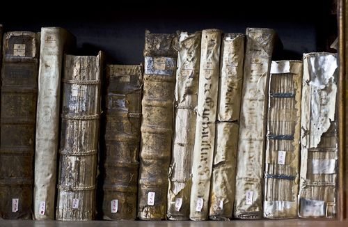 Découvertes d’anciens manuscrits à la cathédrale de Cologne