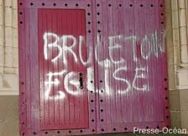 FRANCE: Vandalisme dans les églises