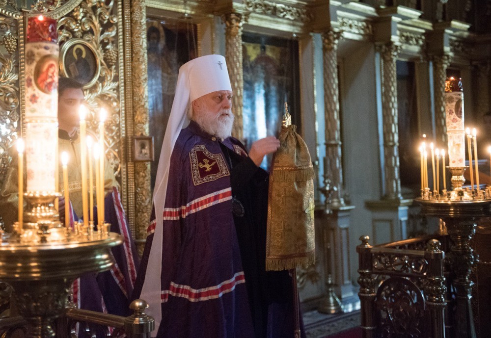 Le métropolite Eugène de Tallinn et de toute l’Estonie a célébré ses premiers offices à la cathédrale Saint-Alexandre-Nevski