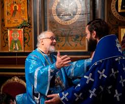 Mgr Jean, chef de l'Archevêché des paroisses de tradition russe, et Mgr Antoine, métropolite de Chersonèse et d'Europe occidentale, ont concélébré la divine liturgie à la cathédrale Saint Alexandre de la Neva