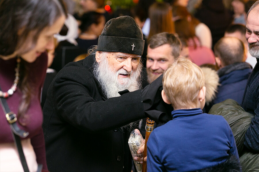 L'archevêque Michel (Donskoff) : NOTRE TACHE – RESTER NOUS-MÊMES ORTHODOXES