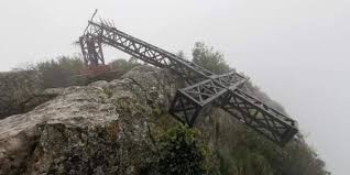 Christianophobie : la croix du pic Saint-Loup (Hérault) détruite par des laïcards