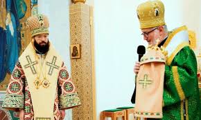 Concélébration de la divine liturgie à la cathédrale de la Sainte Trinité à Paris