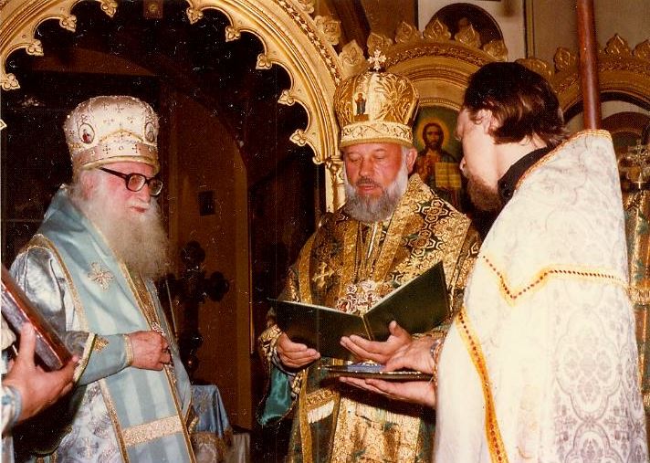 Le 5 juillet 2014 Sa Béatitude le métropolite Vladimir de Kiev et de toute l'Ukraine a été rappelé à Dieu