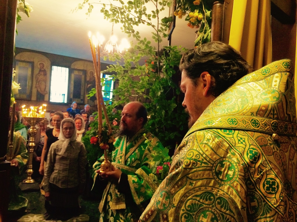 Homélie prononcée par Monseigneur Nestor, évêque de Chersonèse, le jour de la fête de la Sainte Trinité