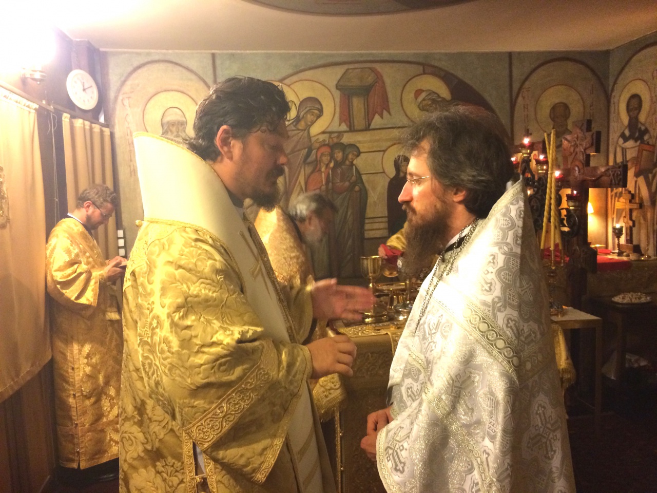 Le 2 août 2015 le diacre Dimitri Shibaeff a été ordonné prêtre. AXIOS! АКСИОС!