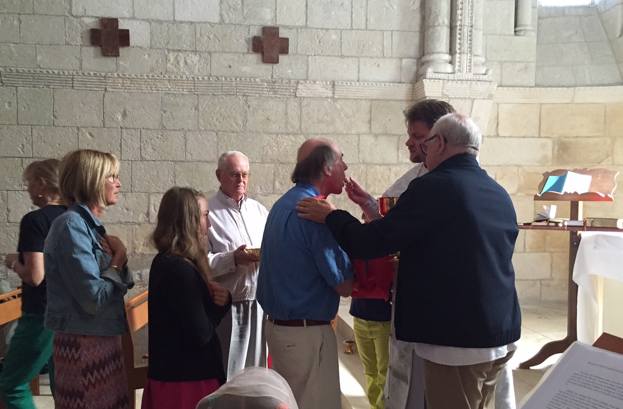 Une divine liturgie orthodoxe a été officiée le jour de la Transfiguration de Notre Seigneur à l’église romane Sainte Radegonde