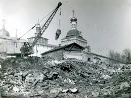 "LA NEF": L'Eglise russe depuis 1990